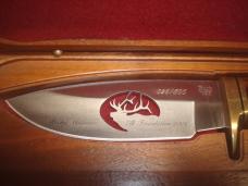 2001 BUCK CUSTOM USA ROCKY MOUNTAIN ELK FOUNDATION BANQUET EDITION KNIFE NEW IN DISPLAY CASE