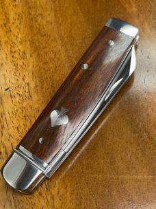 Rosecraft Sweetwater Creek Senator knife with Lambsfoot Blade and Red Sandalwood Covers