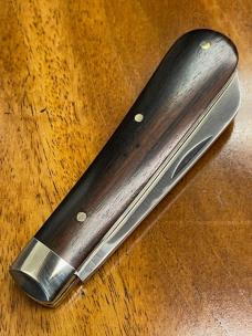 A Wright & Son Large Lambsfoot knife with Lambsfoot blade and Ebony covers