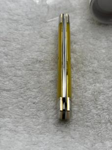 Great Eastern Cutlery Northfield UN-X-LD #81 Yellow Rose Bone Muskrat NIB USA