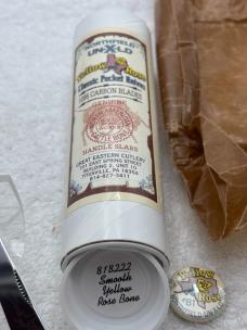 Great Eastern Cutlery Northfield UN-X-LD #81 Yellow Rose Bone Muskrat NIB USA