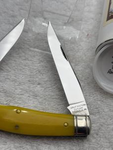 Great Eastern Cutlery Northfield UN-X-LD #81 Yellow Rose Bone Muskrat NIB USA