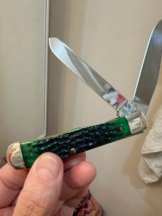 VERY RARE Left-Handed “Southpaw” 2004 Case XX Trapper w/Script shield. Only 150 made. See pic info.