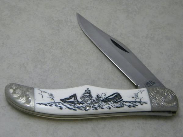 Case XX Stainless USA 3 Dot (1977) W165 SSP SAB Scrimshawed Bone Moby Dick Folding Hunter Knife  