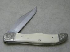 Case XX Stainless USA 3 Dot (1977) W165 SSP SAB Scrimshawed Bone Moby Dick Folding Hunter Knife  