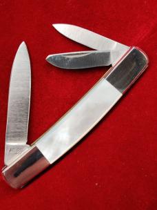 1982 A.B.C.A. GENUINE PEARL WHITTLER