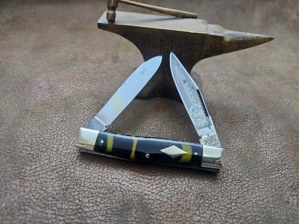 1983 Bulldog brand lumberjack moose