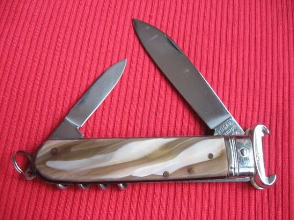 VINTAGE ROSA V. MANIAGO INOX STAMPED ITALIAN MANUAL SHELL PULLER KNIFE