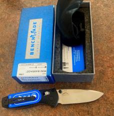Benchmade 585 Mini Barrage NIB/NOS 2020 Blue Class