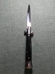 9” Frank B black horn from collection in Italy 