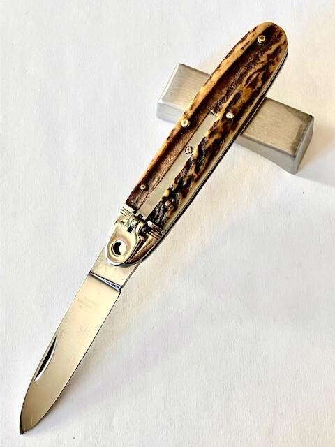 HUBERTUS Small Oval "The Cigar" HUBERTUS Small Oval "The Cigar"
