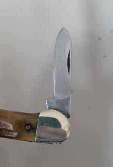 3 5/8" Schrade IXL Wostenholm Sheffield England 2 Blade Stag Canoe Knife, 1980's