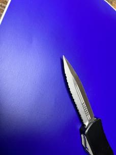 Microtech 702-12 Hera OTF AUTO Knife Plain/Serrated Double Edge Dagger Blade