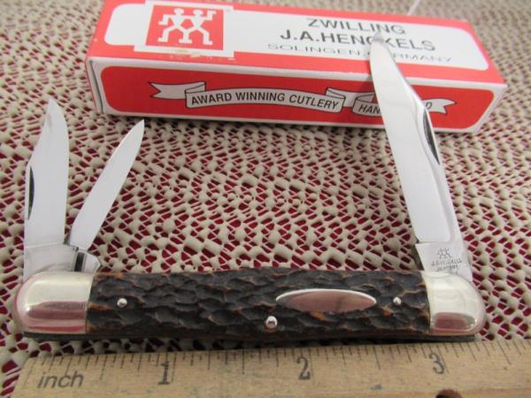 J.A. Henckels Pick Bone Split Back Whittler