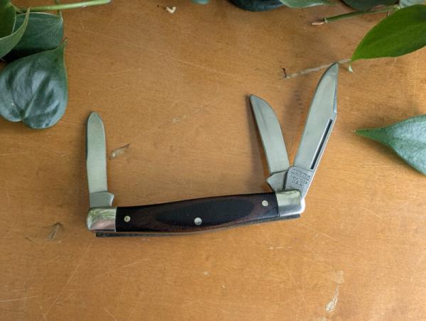 Camillus Sword Brand Woodcraft 883 small stockman knife