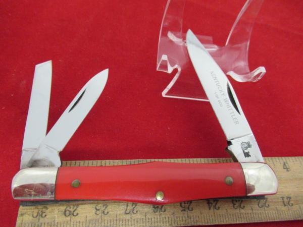 Queen 1976 Red Delrin Kentucky Whittler 1 of 600 Queen 1976 Red Delrin Kentucky Whittler 1 of 600
