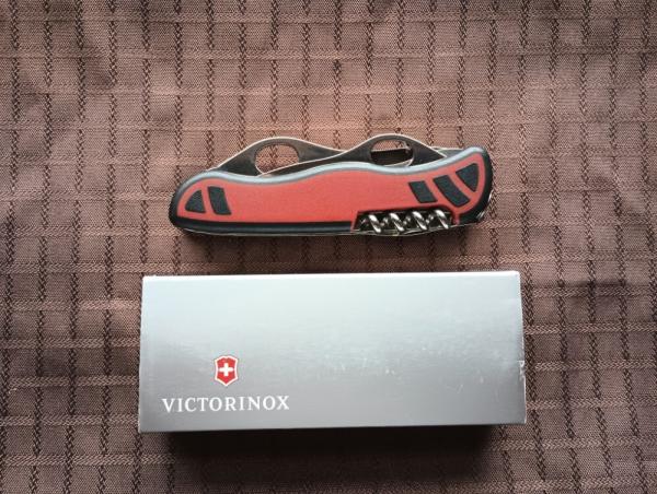 Victorinox Dual Pro Red #54836