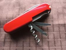 Victorinox Ranger - Red