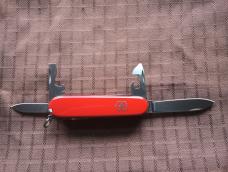 Victorinox Ranger - Red