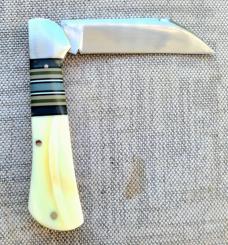 K'roo Warthog Tusk Striper Raven...Ivory Scales..Striper Bolsters..Rwl34...3.75 closed..coa and slip