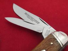 Winchester 1998 Honey Bone 4 Blade Sowbelly Pattern 4949