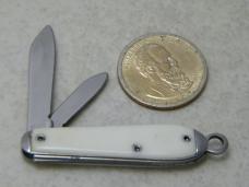 Colonial Prov. RI USA Coca-Cola Delicious and Refreshing Advertising Watch Fob Knife
