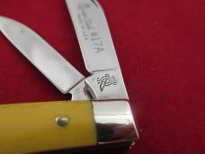  2 Queen Yellow Handle Peanut Model # 17A