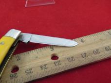   Queen Yellow Handle Stockman Model # 26A