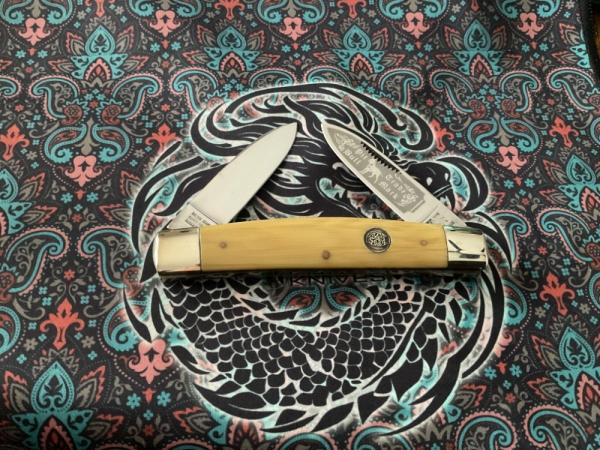 Vintage Bulldog Knife.
