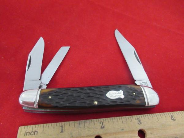 Schrade Walden NY USA Delrin Split Back Whittler Model # 804 Schrade Walden NY USA Delrin Split Back Whittler Model # 804