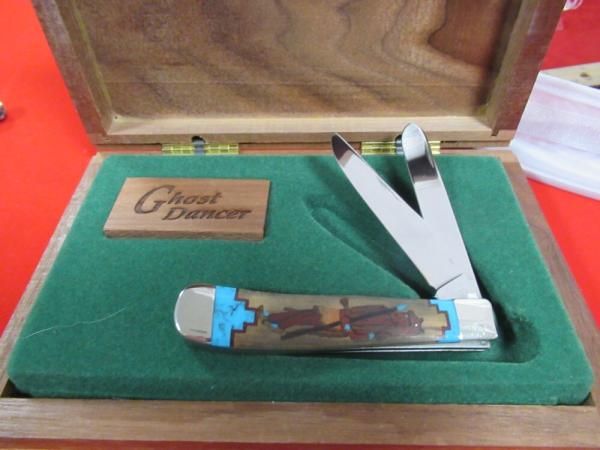 Case XX 1991 Ghost Dancer Trapper in Display Pattern # 7254 SS