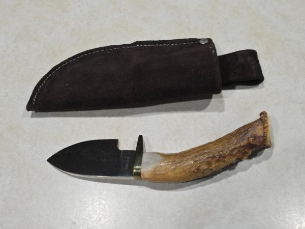 Sheldon Jones Custom Fixed Blade Knife – Crown Stag– Trained Under Bill Moran