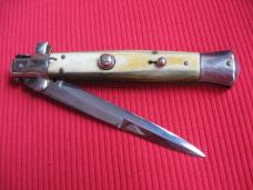 Vintage WANDY Stamped 1950's Picklock 9" Italian STILETTO Horn Switchblade Knife.