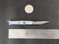 Vintage Colonial Snappy Fishtail Automatic Pocketknife
