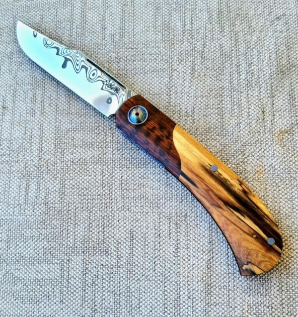 Johan Ellis Igwe.Lanny..4",Karilian Scales & Snakewood Bolsters...G10 and titanium frame...Damacore Johan Ellis Igwe.Lanny..4",Karilian Scales & Snakewood Bolsters...G10 and titanium frame...Damacore