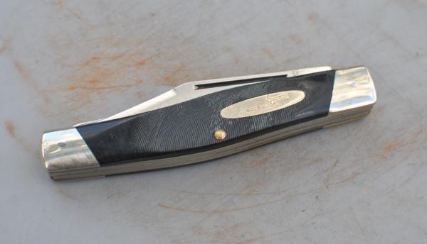 Buck 307 Pre Date Code Mint Factory Edge Never Used 4 1/4" Closed Slant Bolsters Saw Cut Delrin 