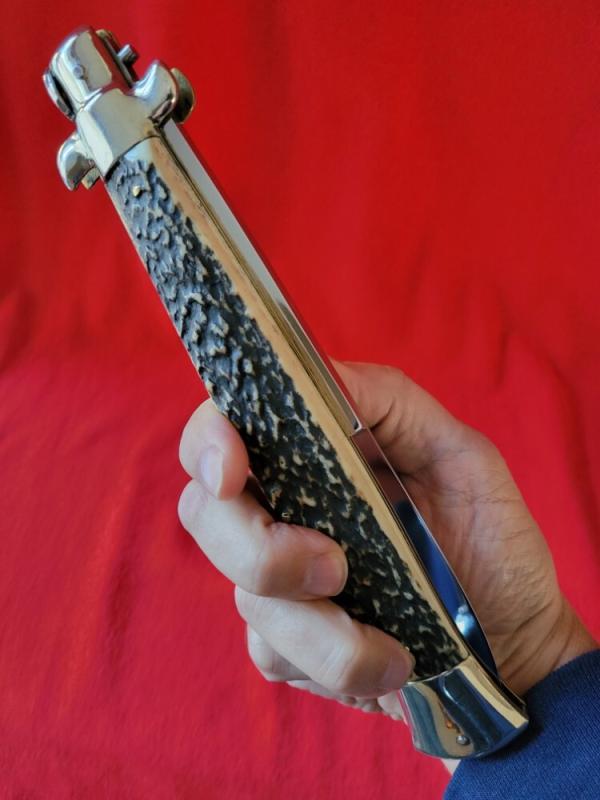 Monster AGA Campolin Switchblade ~ 17 1/2 inch Sambar Stag Monster AGA Campolin Switchblade ~ 17 1/2 inch Sambar Stag