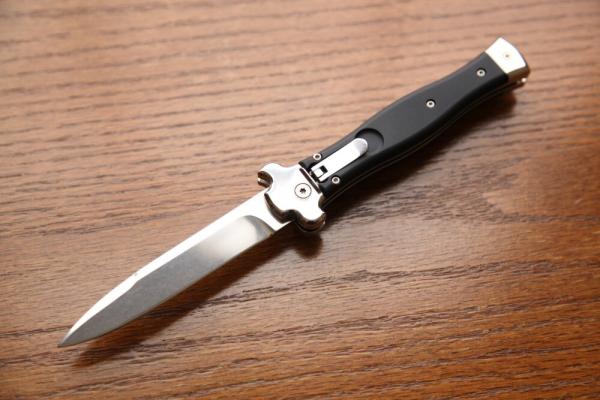 AGA Campolin Zero Leverlock Automatic Knife (8.625" Overall / 3.75" Polished Blade) AGA Campolin Zero Leverlock Automatic Knife (8.625" Overall / 3.75" Polished Blade)