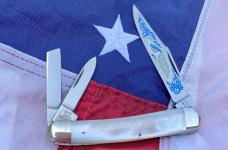 Vintage 1996 Bulldog Brand (Standing bulldog) 4" Whittler w/ Fiery Mother of Pearl Handles +Peacock 