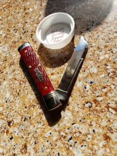 Great Eastern Cutlery Garnet Jigged Bone 493121 New, Mint in Original Tube, USA Made