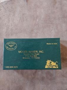 Moore Maker. Stag Lockback 