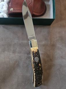 Moore Maker. Stag Lockback 
