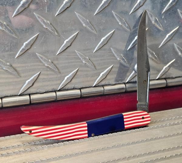 Imperial Knife Co - Prov, R.I. - 1936-1952 - American Flag - Fish Knife, Tickler, Texas Toothpick