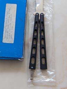 Benchmade 239B Balisong Pacific cutlery corp w/original box 