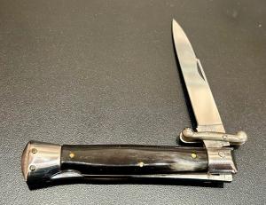 Rare Vintage 7” Italian Manual Swing-Guard