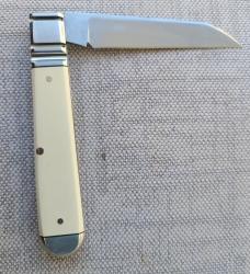 K'roo Fancy Jack in Ivory Paper..Black Diamond shield and liners...Ringed Fancy bolsters and caps 