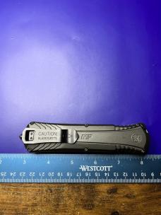 Smith & Wesson OTF Assisted 3.5" Black Double Edge Blade
