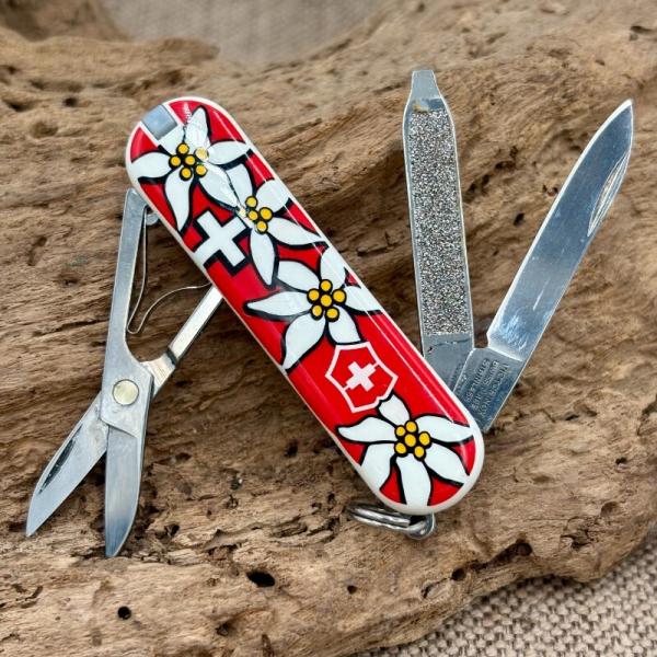 Victorinox Classic Swiss Army Knife Red Edelweiss Flowers Excellent (189) Victorinox Classic Swiss Army Knife Red Edelweiss Flowers Excellent (189)