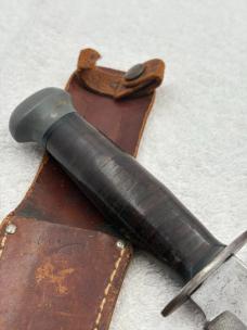 PAL RH36 Vintage Fighting / Hunting Fixed Blade Sheath Knife Made In USA 