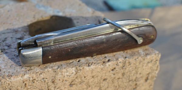 TL 29 Kutmaster Utica NY War Years Brass And Steel liners, Bolsters, Bail  And Liner Lock 4